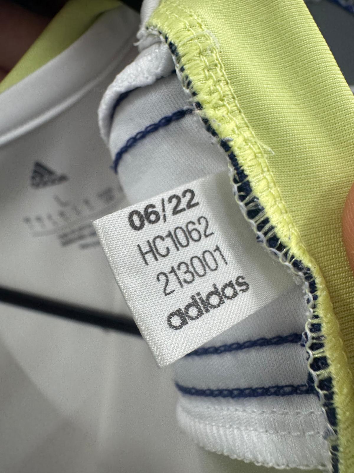 Leeds United 2022/23 Home Shirt - L