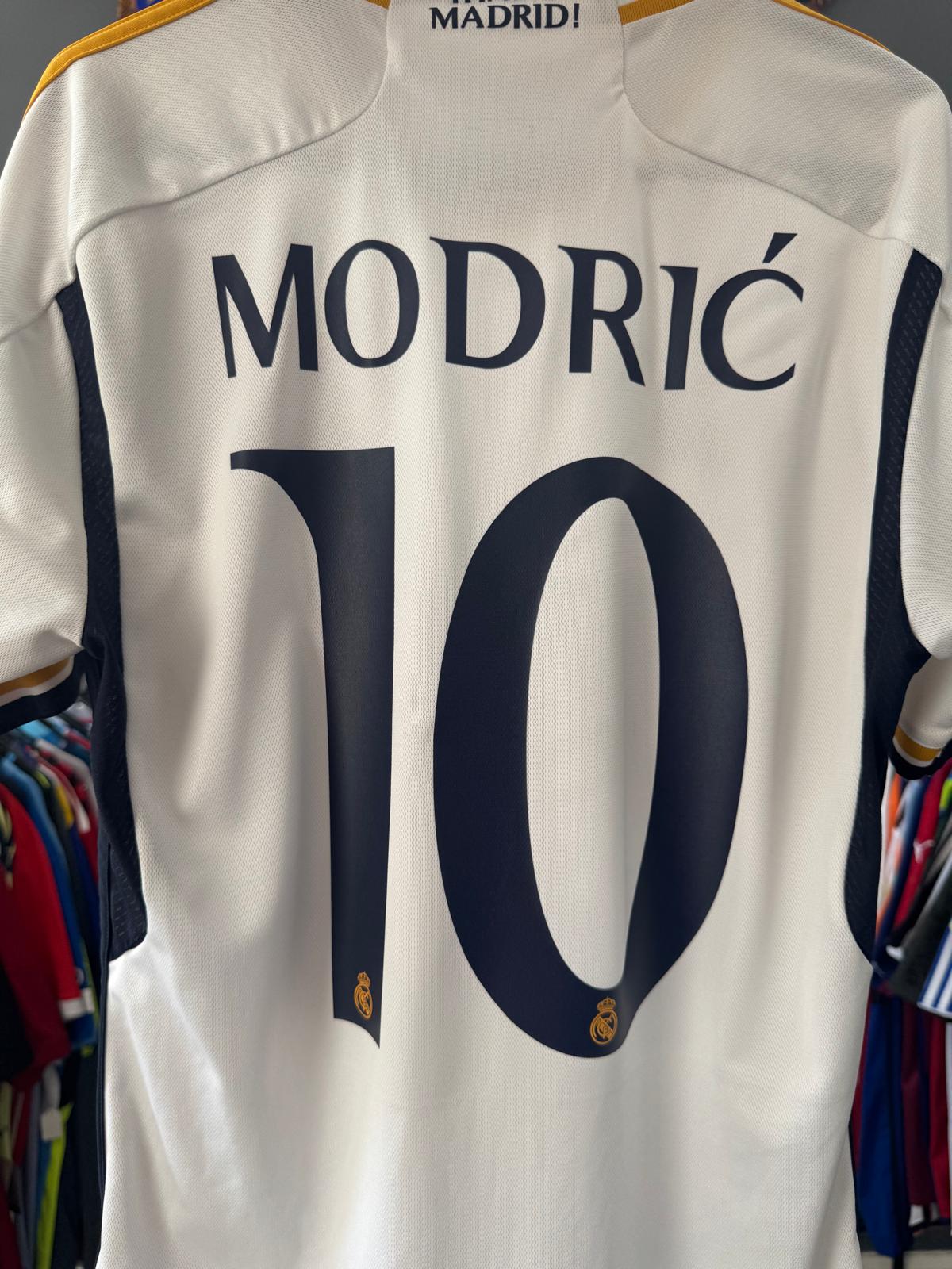Real Madrid 2023/24 - Home Shirt - Modric 10 - S