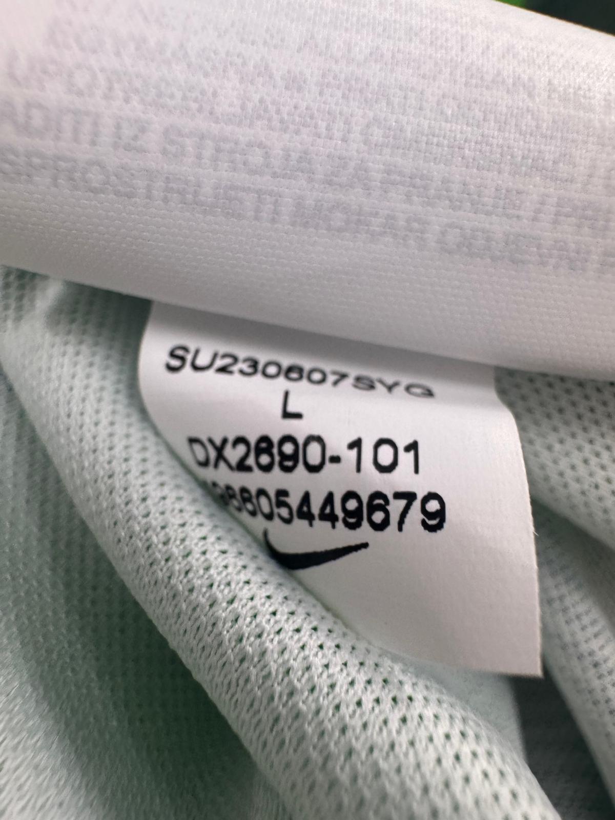 Liverpool 2023/24 - Away Shirt - L - BNWT