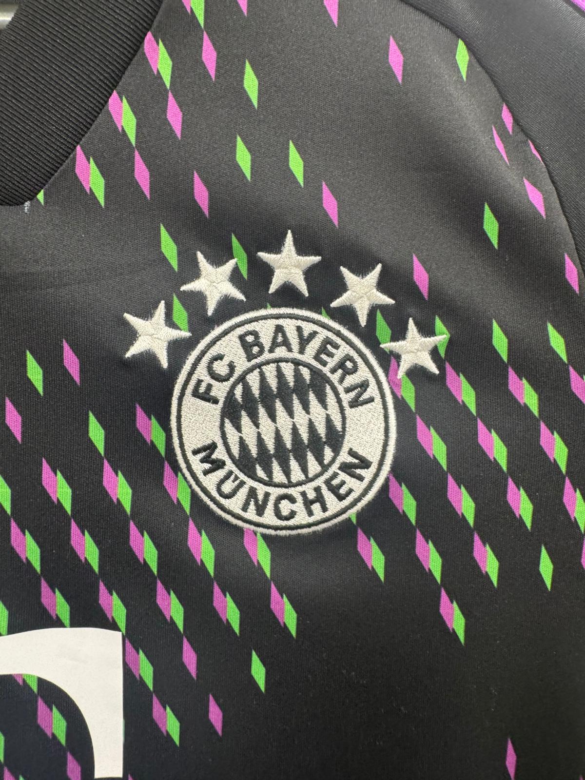 Bayern Munich 2023/24 - Away Shirt - Musiala 42 - S