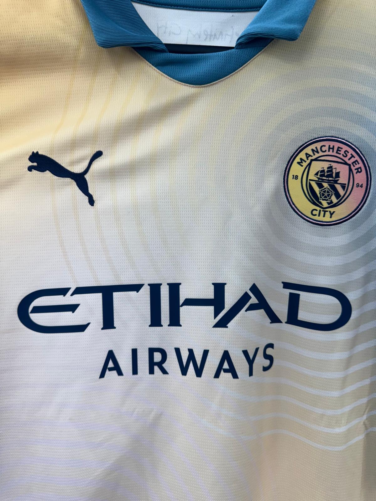 Manchester City 2024/25 - Fourth Shirt - Doku 11 - M - BNWT
