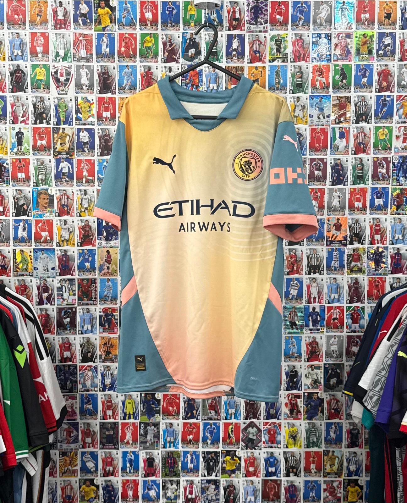 Manchester City 2024/25 - Fourth Shirt - Doku 11 - M - BNWT