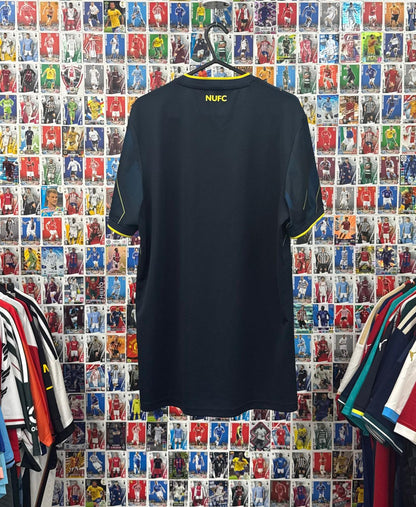 Newcastle 2023/24 - Third Shirt - M