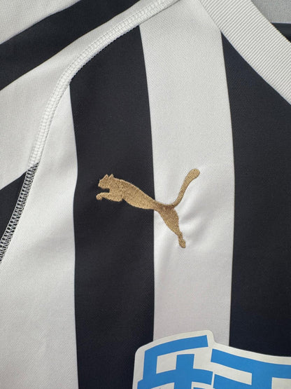 Newcastle United 2018/19 - Home Shirt - M