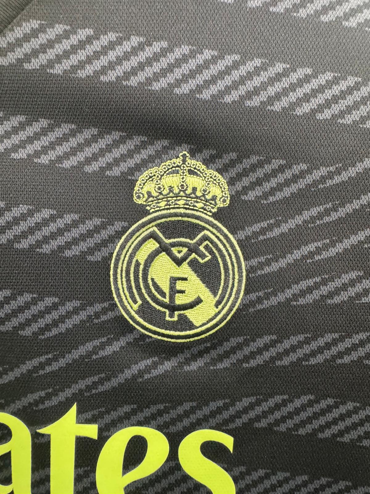 Real Madrid 2022/23 - Third Shirt - Vini Jr 20 - M