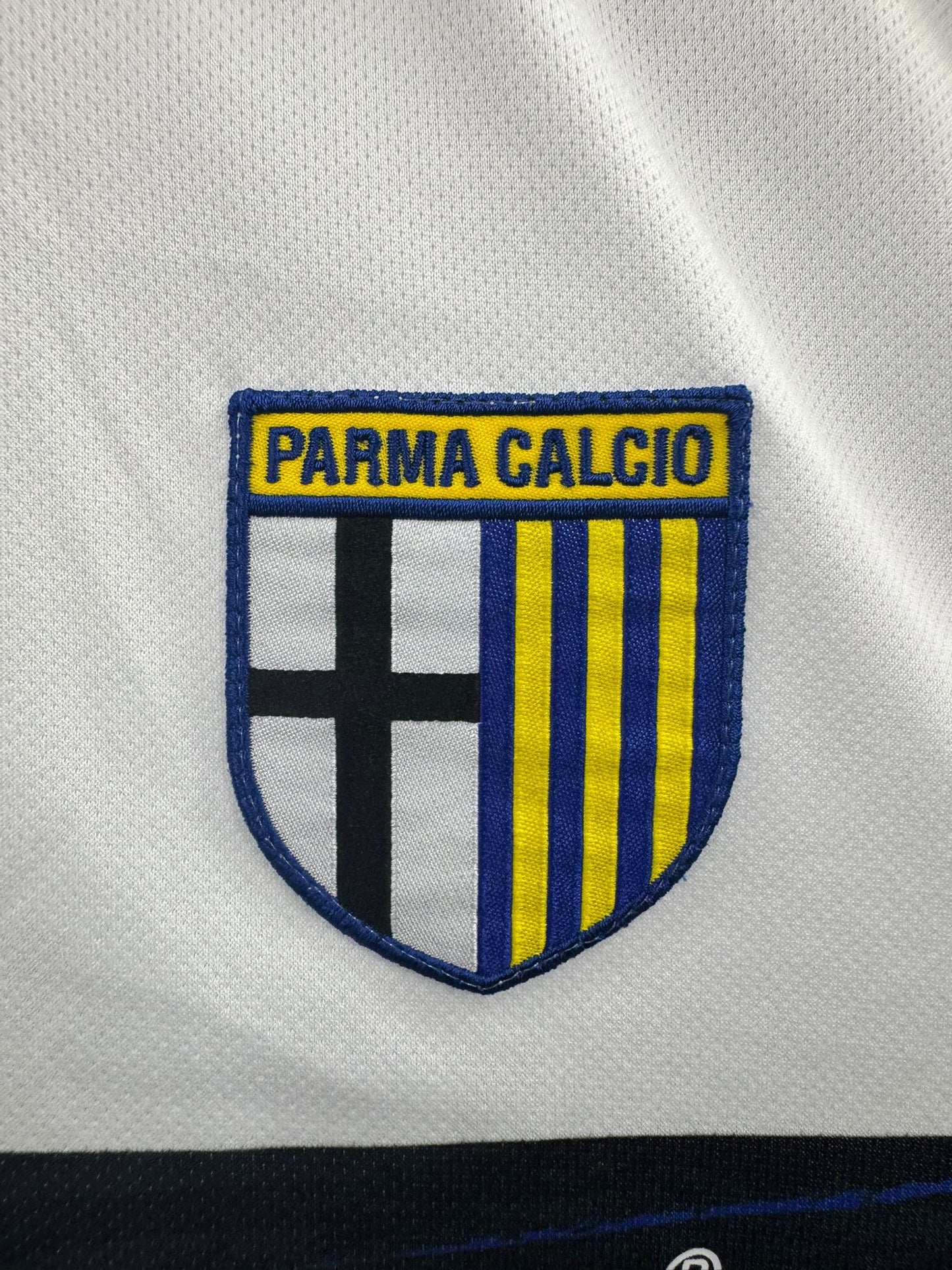 Parma Calcio 2021/22 Home Shirt - XL (Slim Fit)