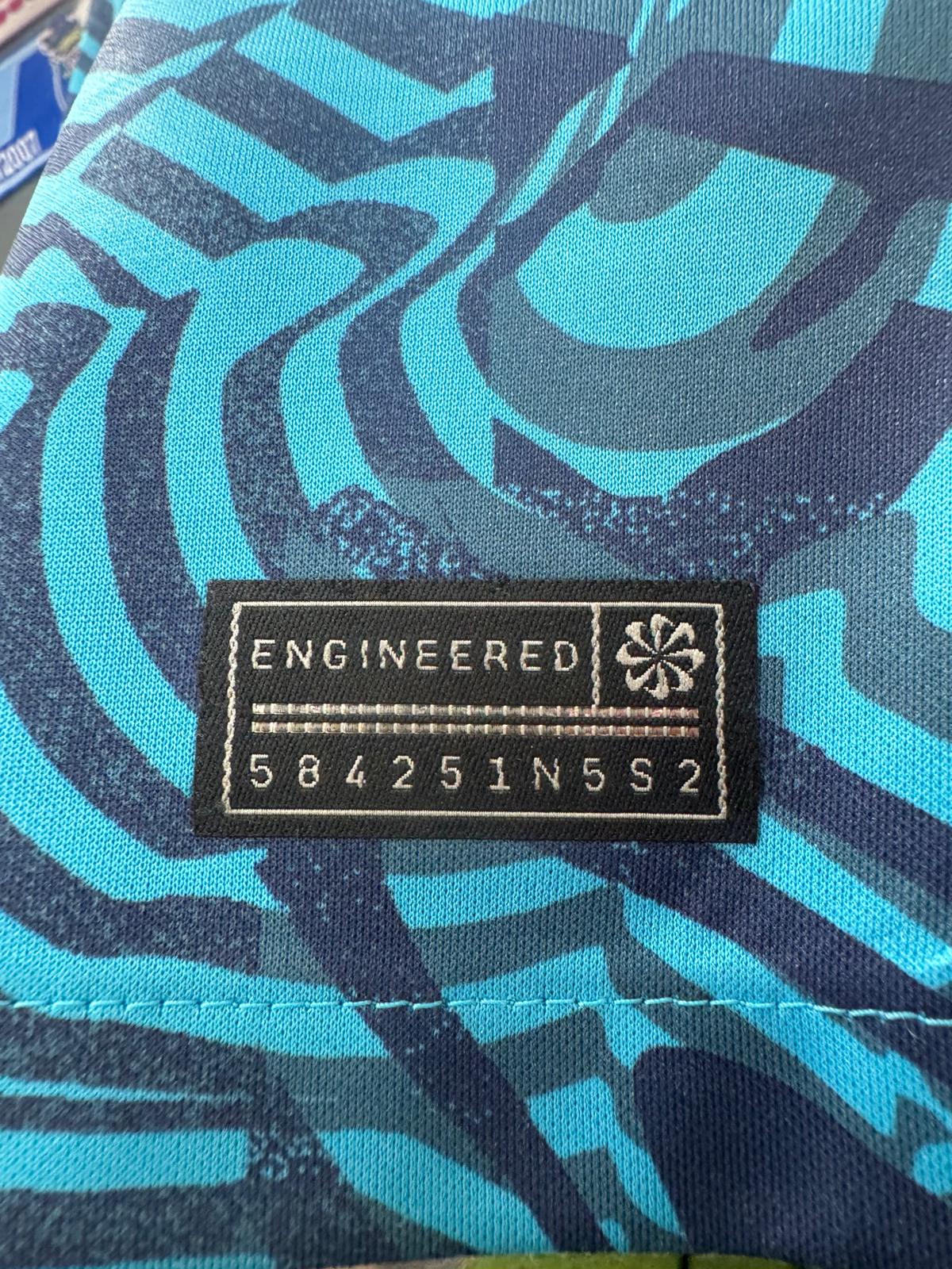 Tottenham Hotspur 2022/23 - Third Shirt - L