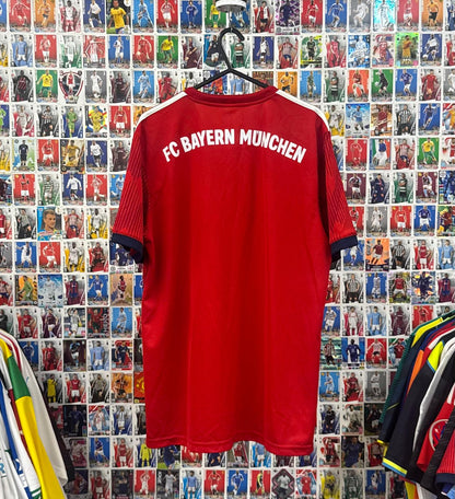 Bayern Munich 2018/19 - Home Shirt - L