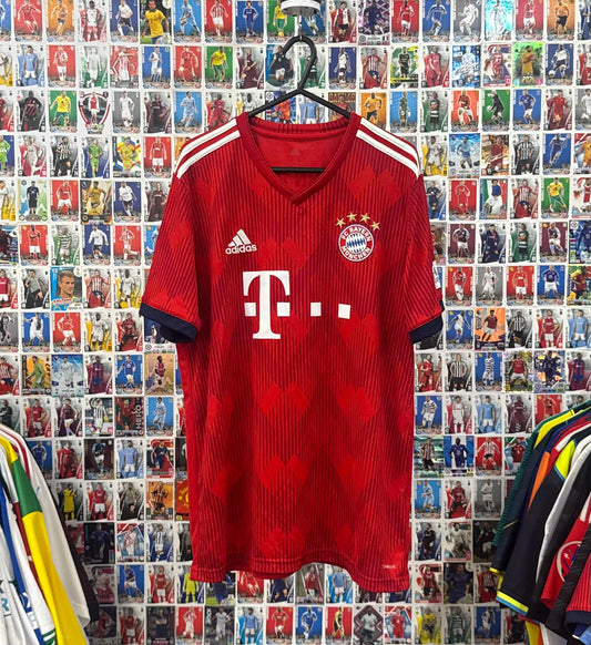 Bayern Munich 2018/19 - Home Shirt - L