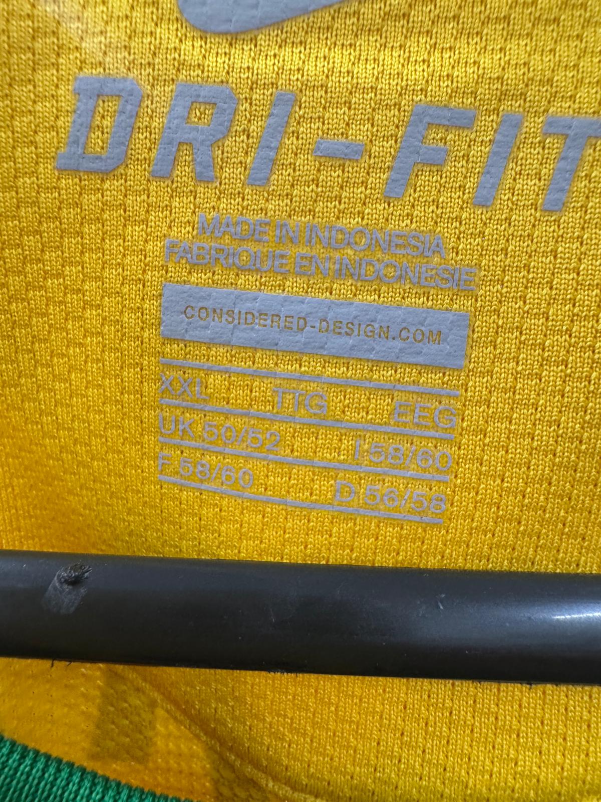 Brazil 2010 - Home Shirt - Kaka 10 - XXL