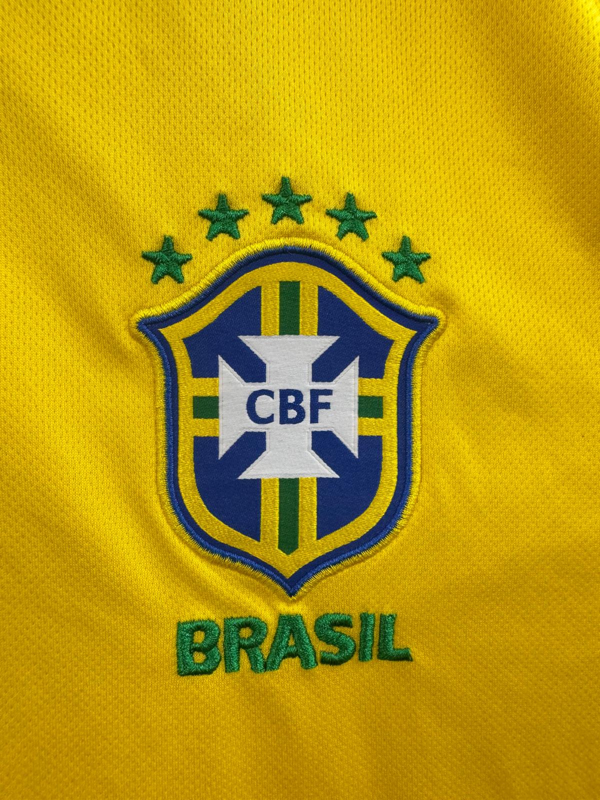 Brazil 2018/19 - Home Shirt - L