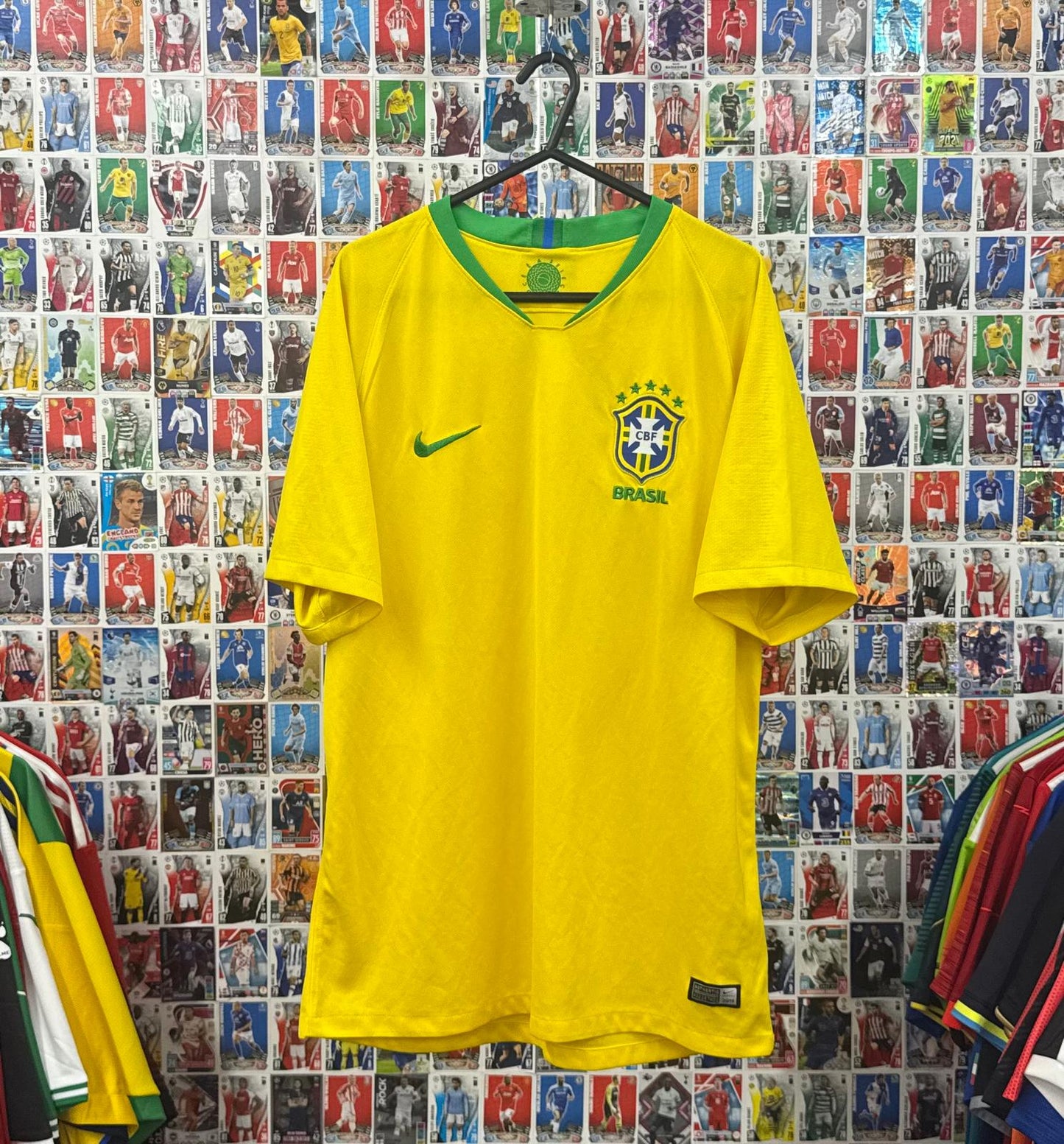 Brazil 2018/19 - Home Shirt - L