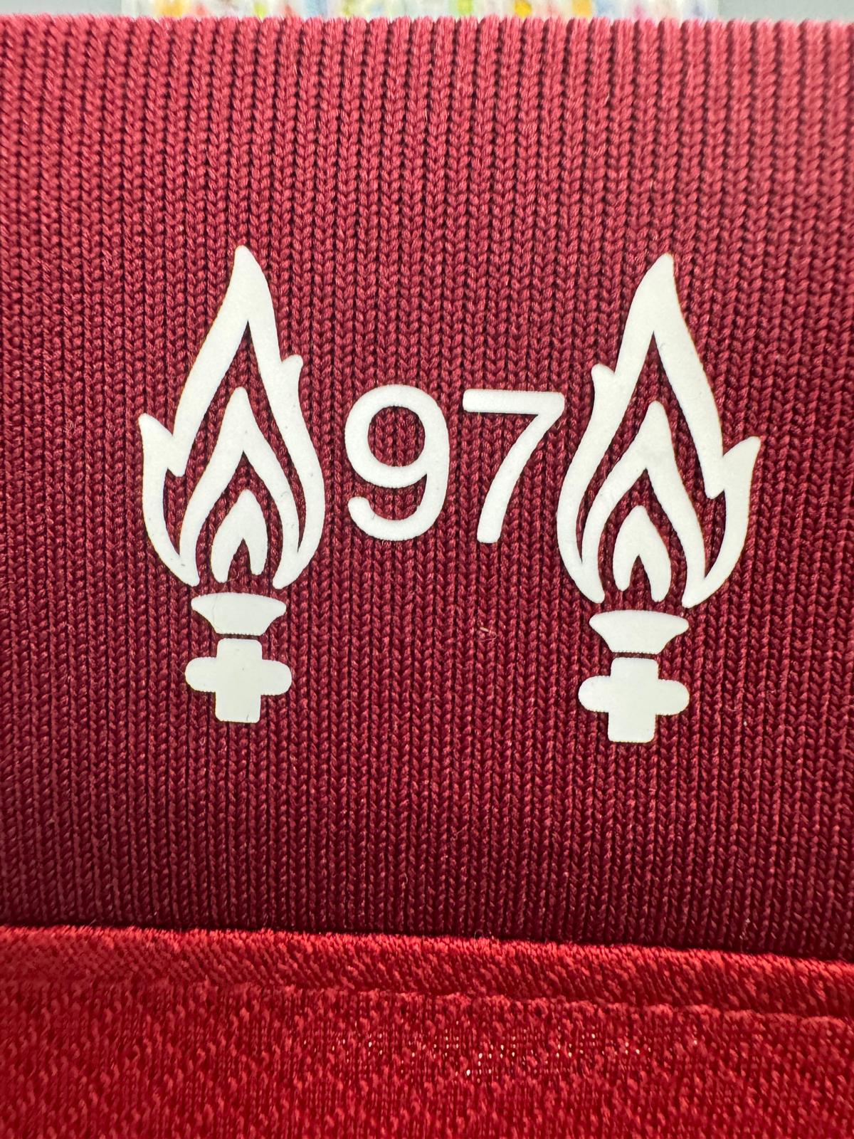 Liverpool 2022/23 - Home Shirt - M.Salah 11 - L