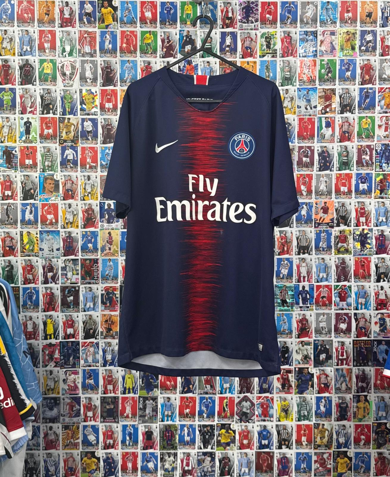 PSG 2018/19 - Home Shirt - L