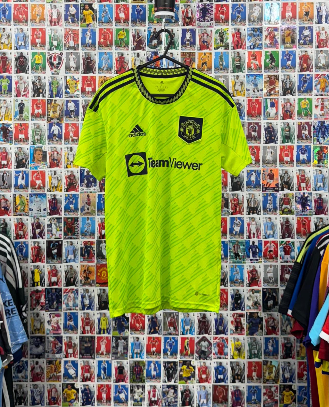 Manchester United 2022/23 - Third Shirt - S