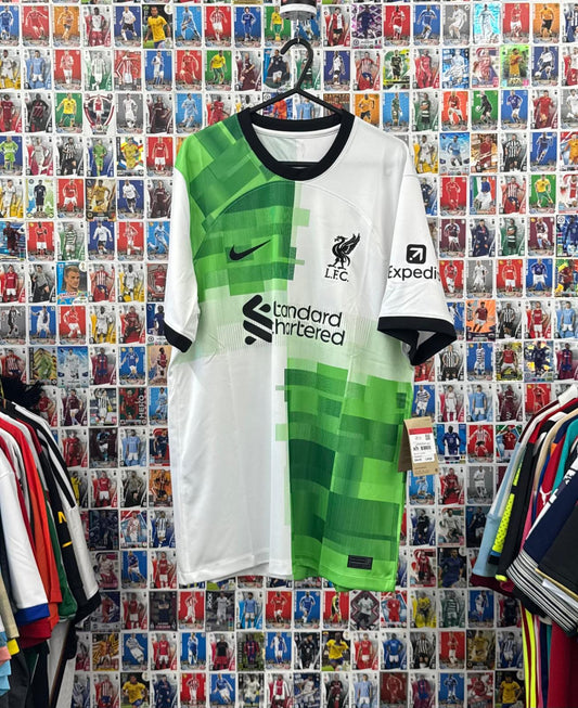 Liverpool 2023/24 - Away Shirt - L - BNWT