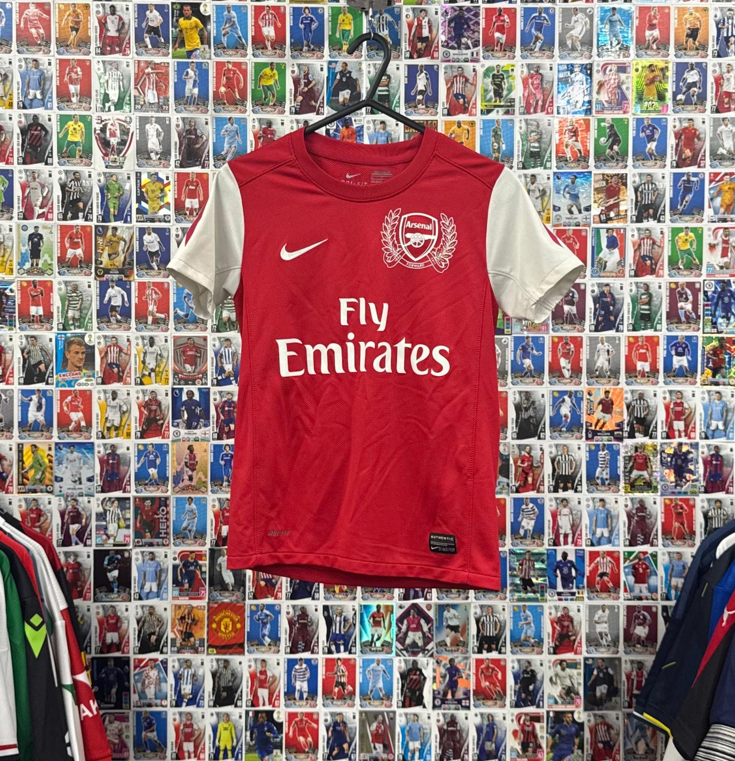 Arsenal 2011/12 - Home Shirt - Age 8 -10