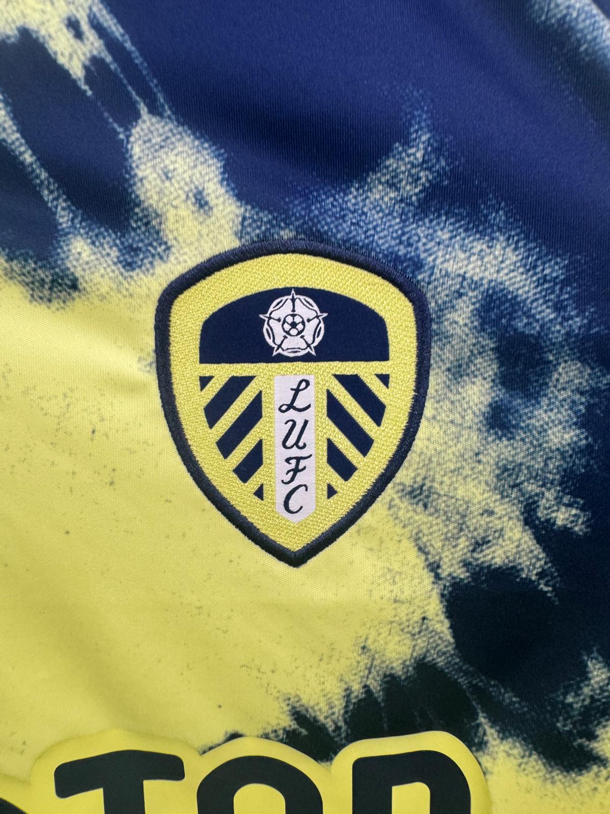 Leeds United 2022/23 - Away Shirt - L