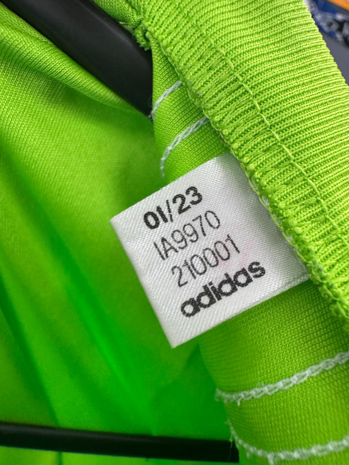 Real Madrid 2023/24 - GK Home Shirt - M