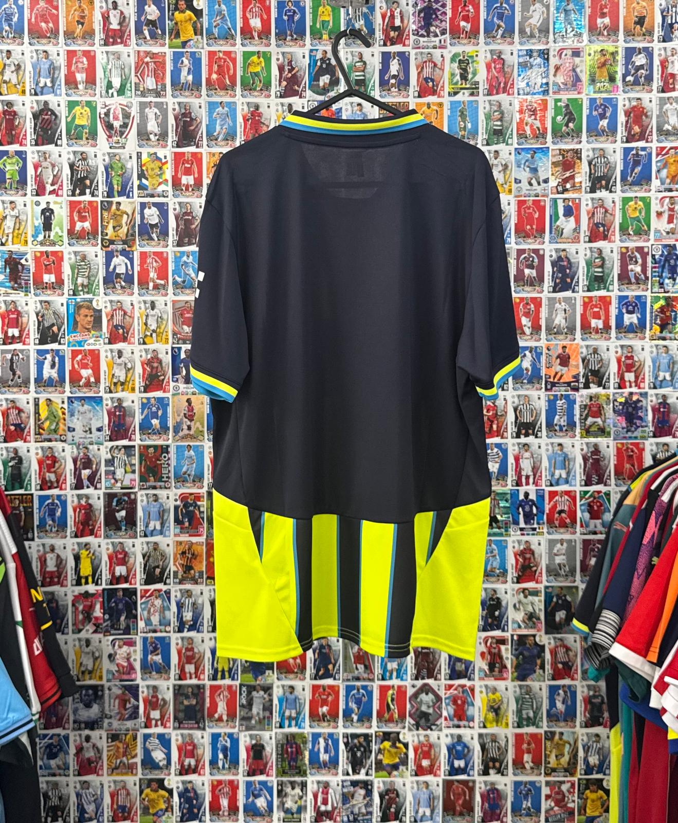 Manchester City 2024/25 - Away Shirt - L - BNWT